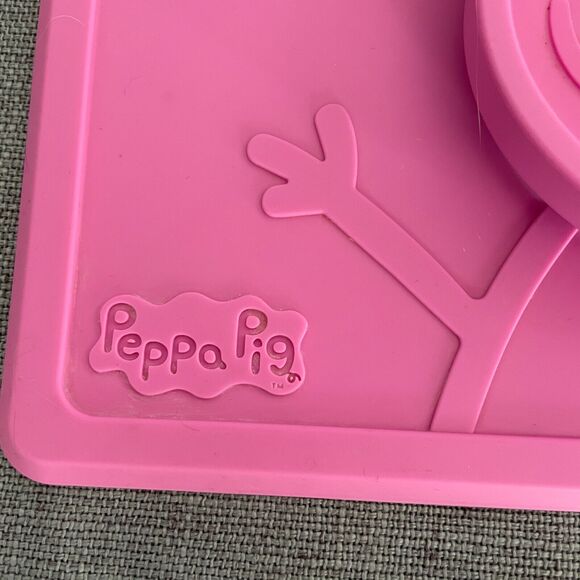 ezpz Peppa Pig Toddler Pink Reusable Bowl Placemat Tray Silicone Suction - Picture 3 of 8